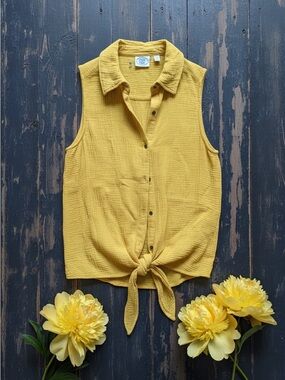 Laura Ashley cotton vintage 80s tied top